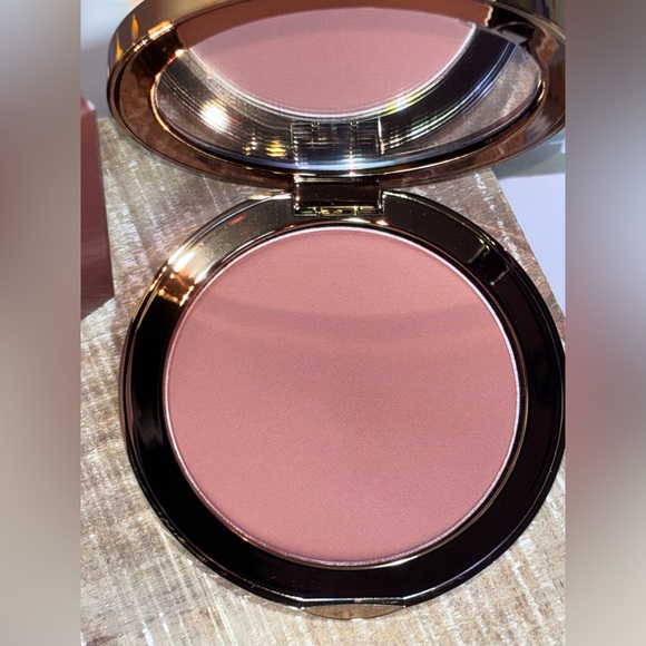 Melt Cosmetics Ultra Matte Bronzer - Picture 5 of 5